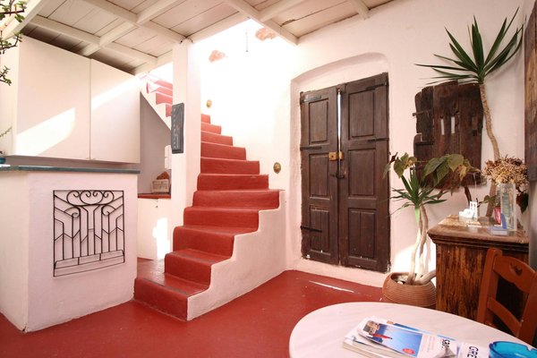 What are the resources available for finding budget-friendly festivals and events in the UK?